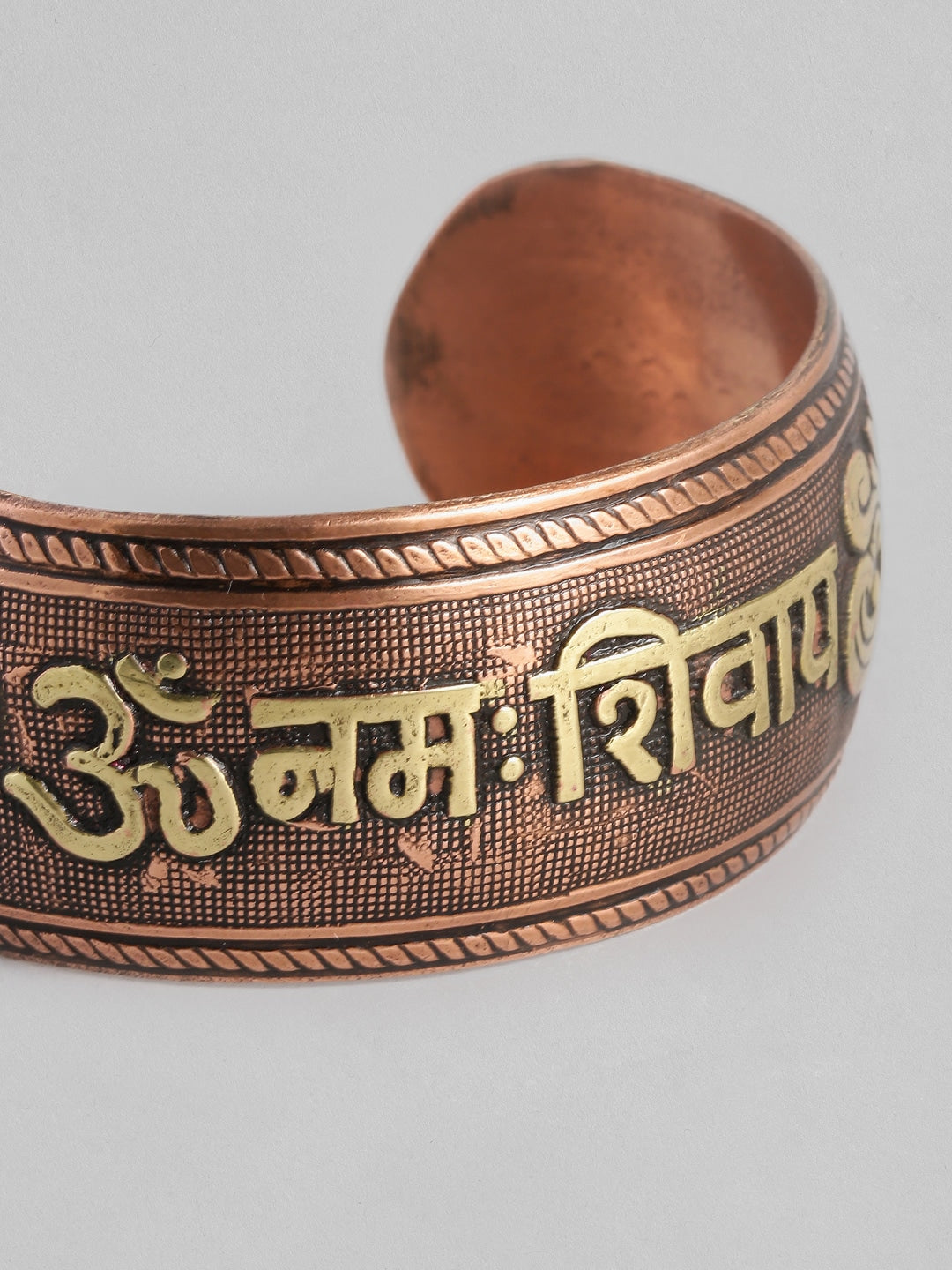 EL REGALO Men Copper-Toned Brass Handcrafted Brass-Plated Cuff Bracelet - for Men
Style ID: 15980610