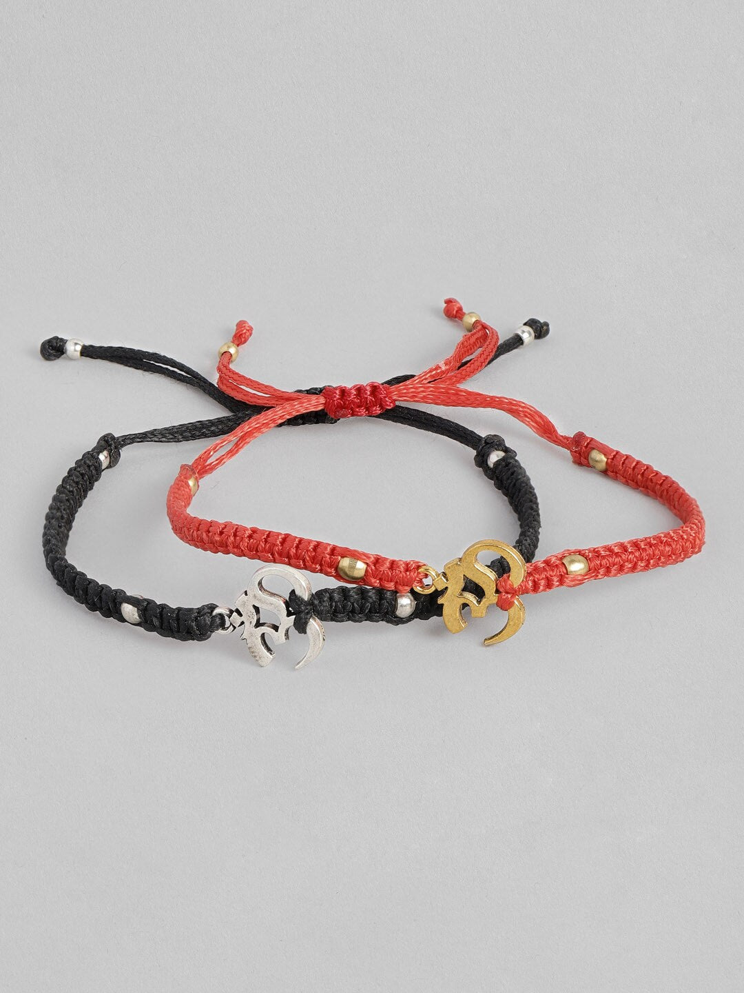 EL REGALO Unisex Pack of 2 Red & Black Charm Bracelet - for Adults-Unisex
Style ID: 16310054