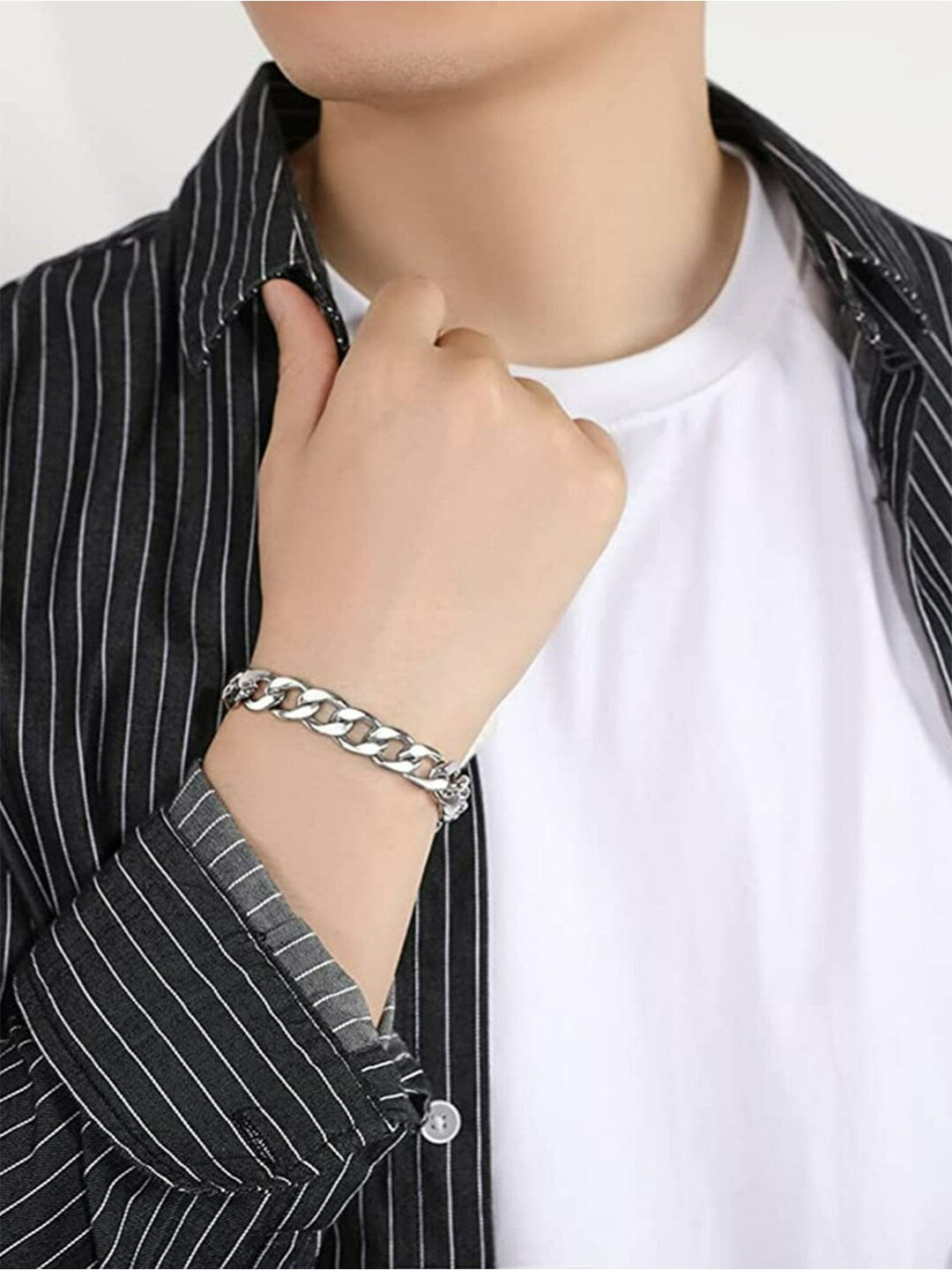 EL REGALO Men Silver-Toned Antique Link Bracelet - for Men
Style ID: 16992404