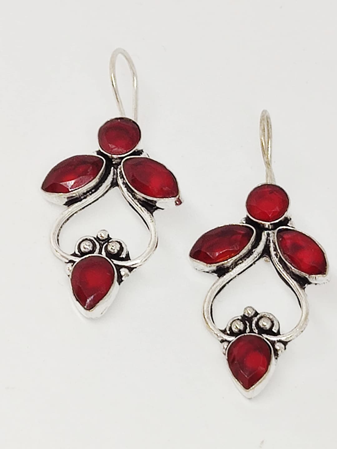 EL REGALO Red Contemporary Drop Earrings - for Women and Girls
Style ID: 16770290