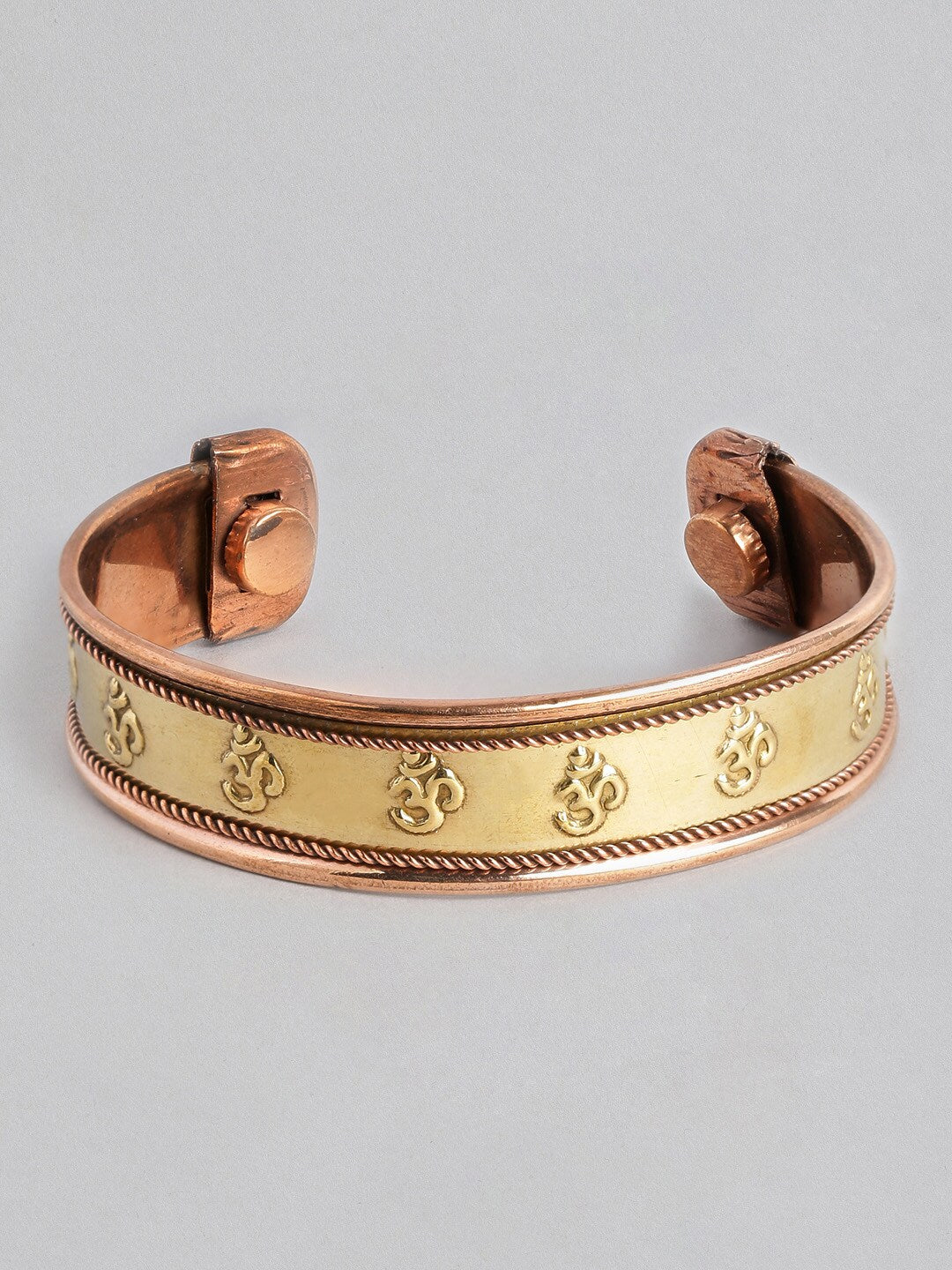 EL REGALO Men Copper-Toned & Gold-Toned Brass Handcrafted Brass-Plated Cuff Bracelet - for Men
Style ID: 15980614