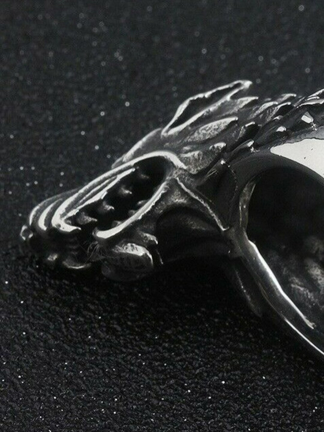 EL REGALO Men Silver-Plated Oxidised Game Of Thrones Finger Ring - for Men
Style ID: 16991104