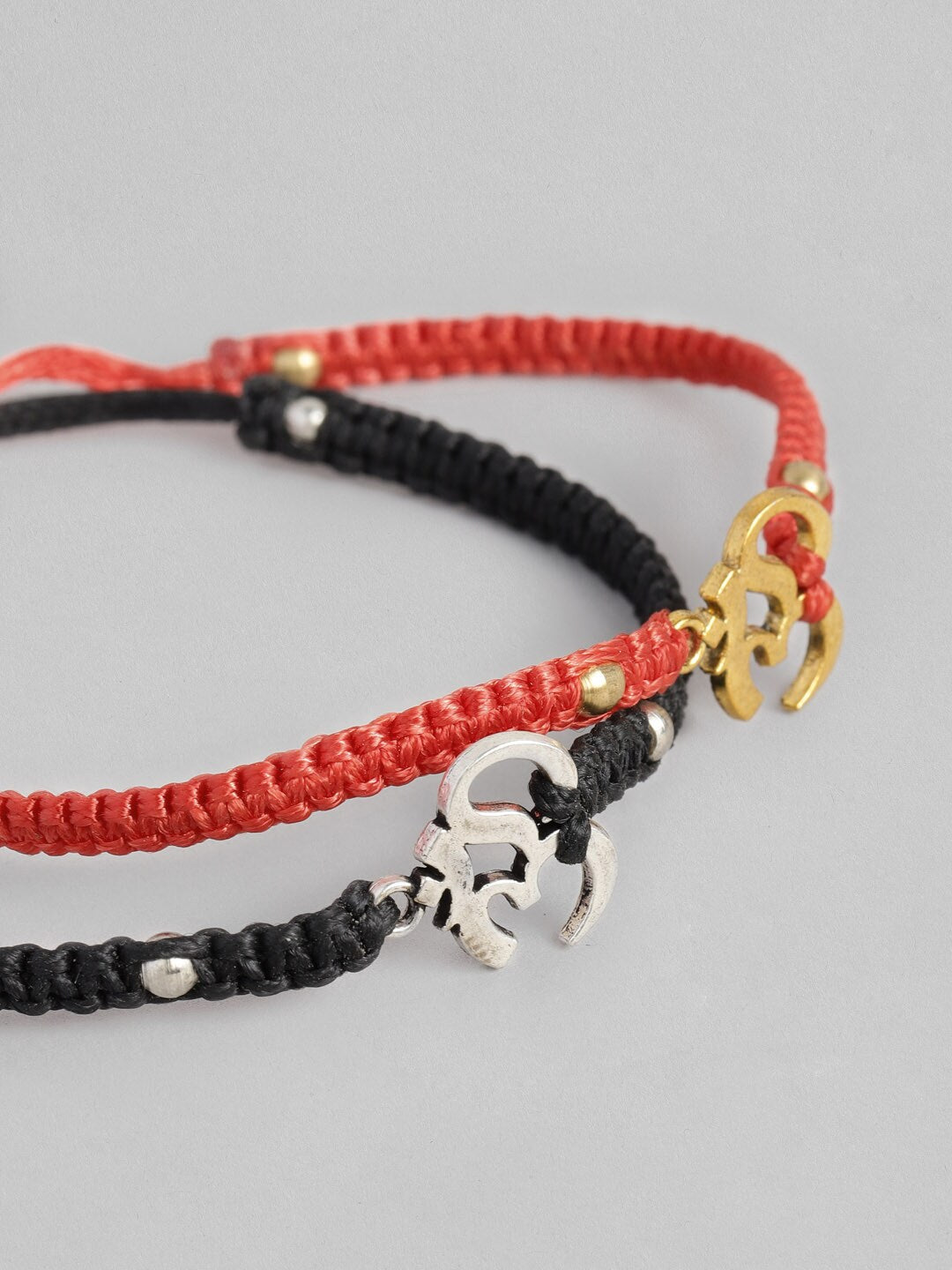 EL REGALO Unisex Pack of 2 Red & Black Charm Bracelet - for Adults-Unisex
Style ID: 16310054