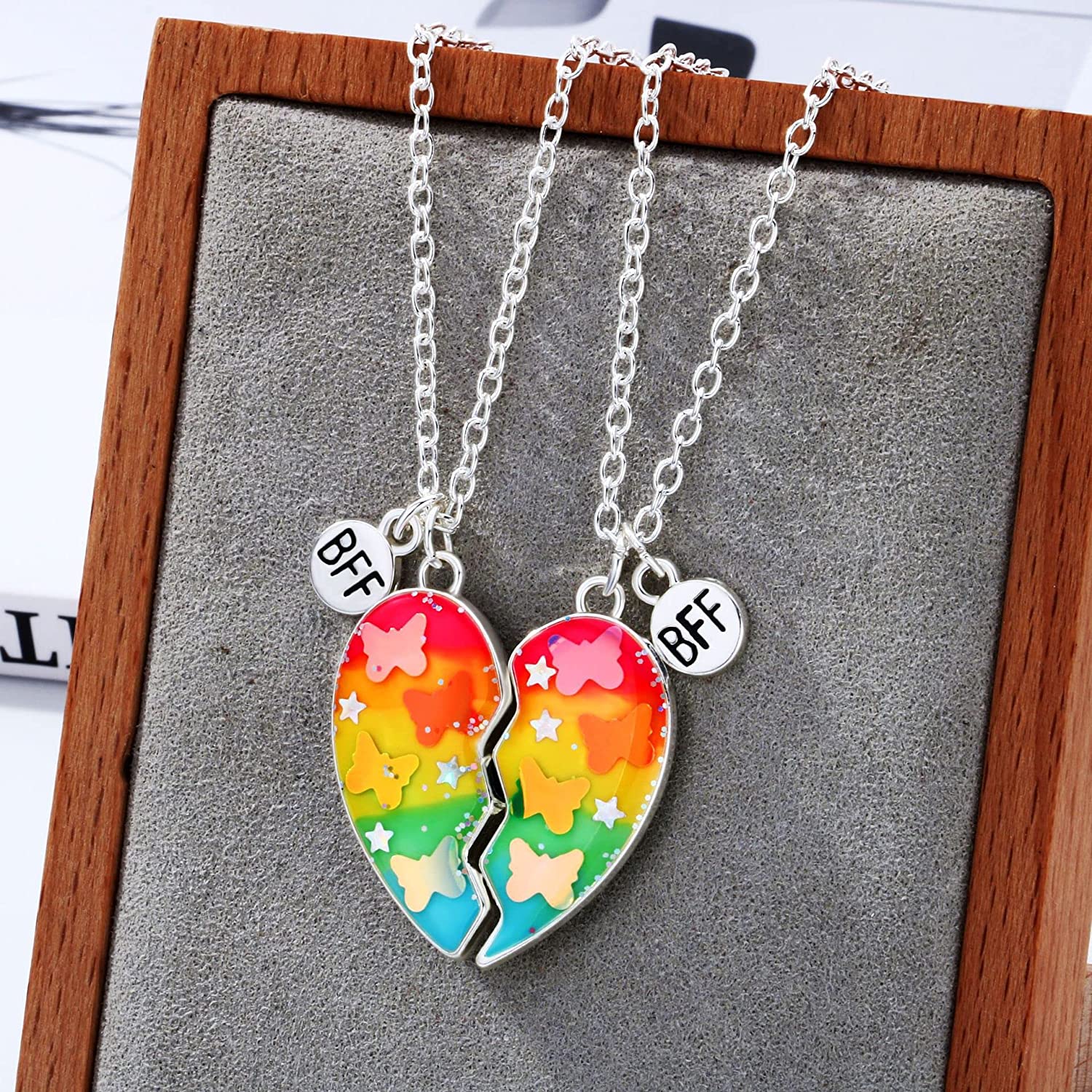 Hewill Magnetic Best Friends Necklace Women Men Matching Love Heart Pendant  Necklaces For Couples Friendship Bff Necklace For 2 Boyfriend And | Fruugo  BH