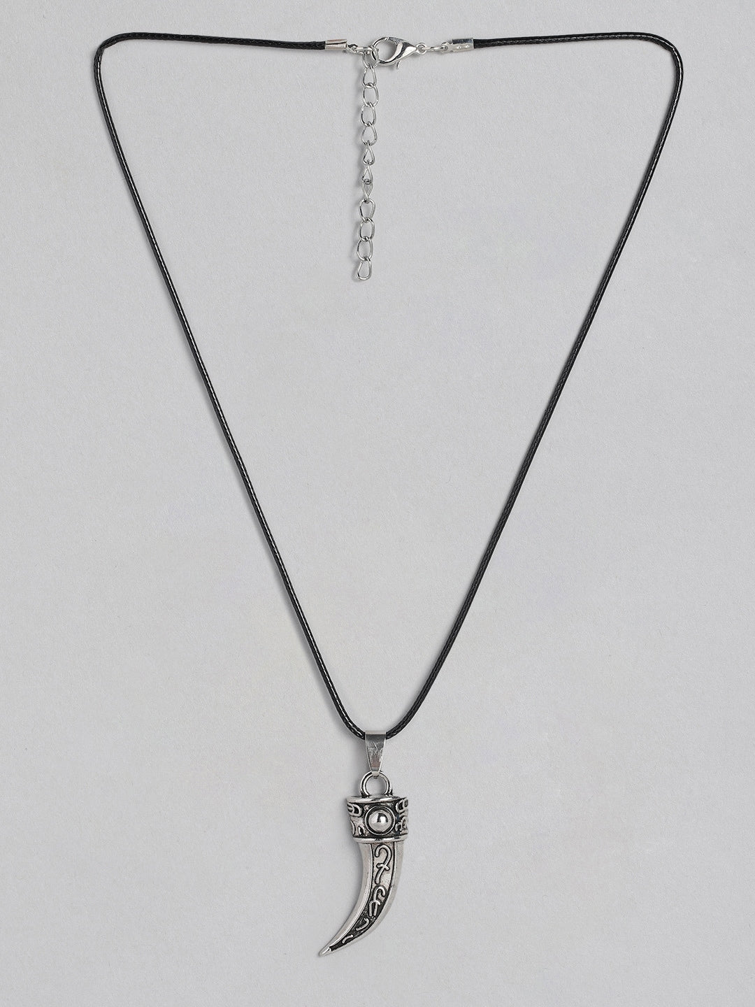 EL REGALO Men Silver-Toned & Black Wolf-Tooth Tribal Chain - for Men
Style ID: 16288054