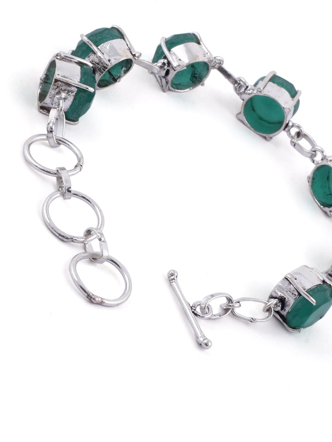 EL REGALO Women Green & Silver-Toned Brass Handcrafted Charm Bracelet - for Women and Girls
Style ID: 17147886