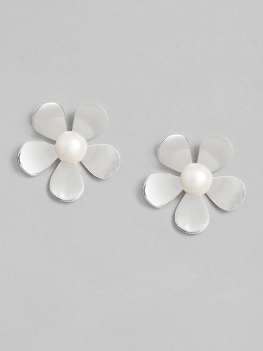 EL REGALO Silver-Toned & White Small Flower Pearl Studs Earrings - for Women and Girls
Style ID: 16287438