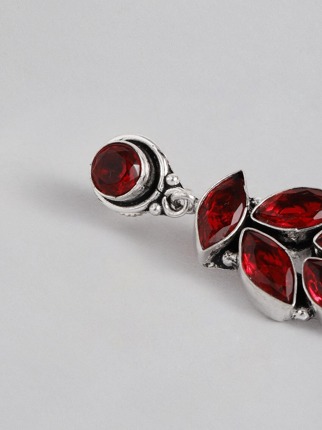 EL REGALO Red & Oxidised Silver-Toned Leaf Shaped Stone Studded Drop Earrings - for Women and Girls
Style ID: 16193854