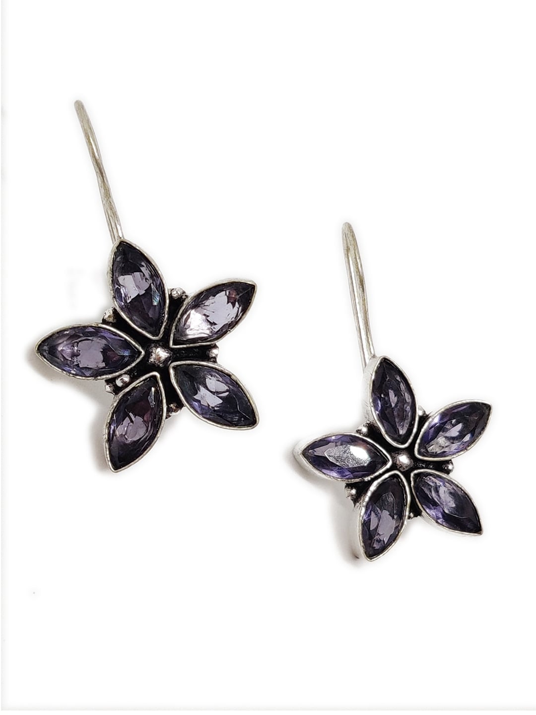 EL REGALO White & Silver-Toned Floral Drop Earrings - for Women and Girls
Style ID: 16770264
