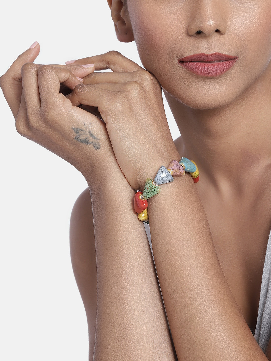 EL REGALO Women Multicoloured Tribal Elasticated Bracelet - for Women and Girls
Style ID: 15980618