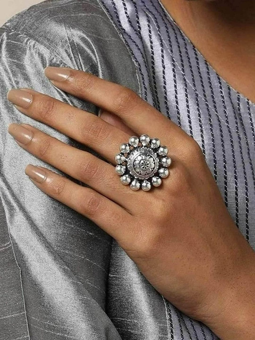 EL REGALO Silver-Toned Finger Ring - for Women and Girls
Style ID: 17040710